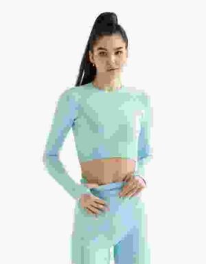 Long Sleeve Crop Top